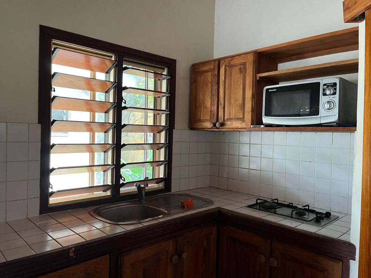 Tradewinds Villas Port Vila Esterno foto