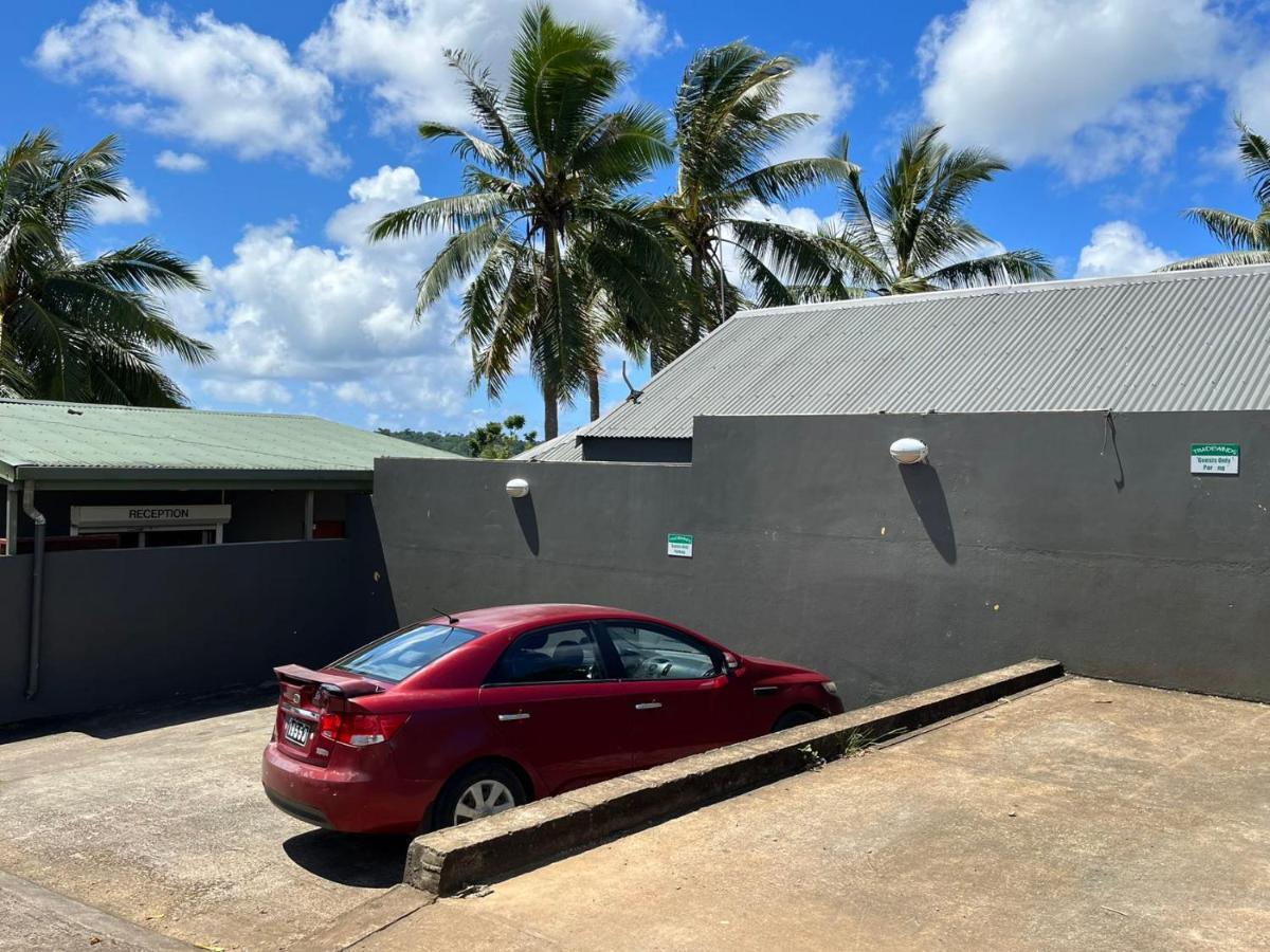 Tradewinds Villas Port Vila Esterno foto
