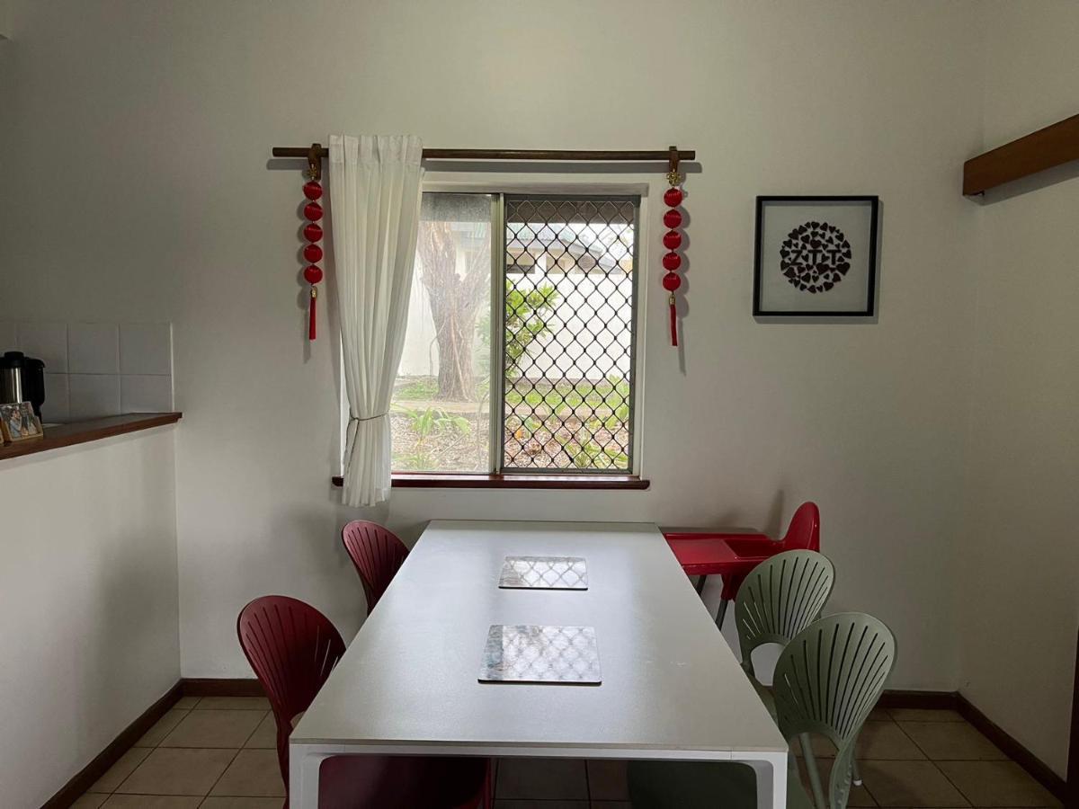 Tradewinds Villas Port Vila Esterno foto